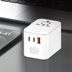 Z6 | LDNIO 3 USB Ports 65W GaN Travel Adapter - Image 6